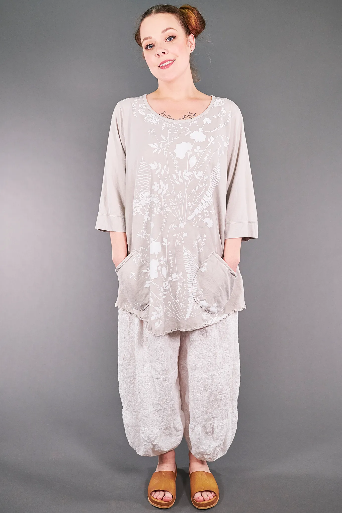 3224 White Embroidered Cotton Meadow Pant-U