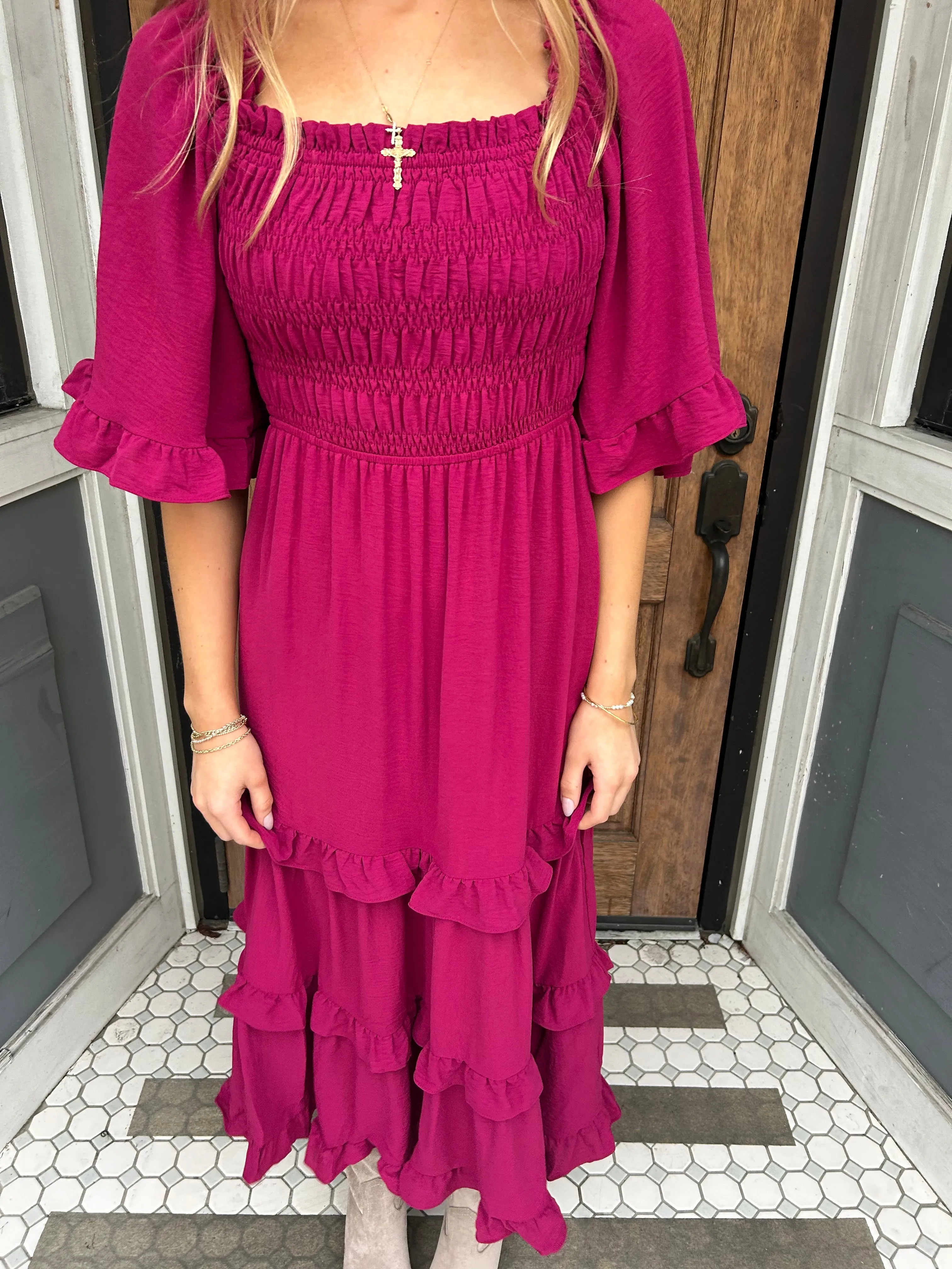 BELL SLEEVE SQUARE NECK SMOCKED TIERED