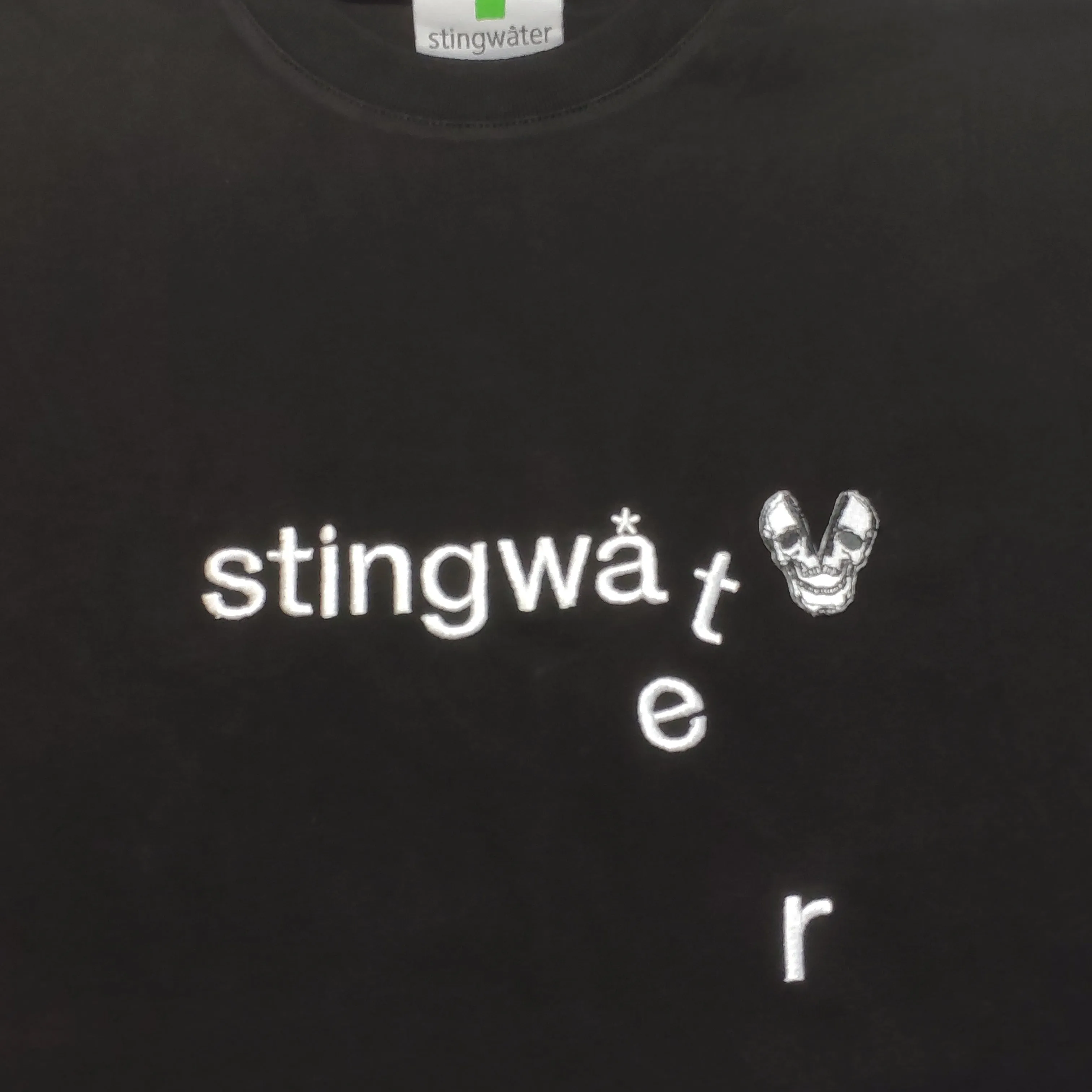 Classic melting logo and skull patch T Shirt Black