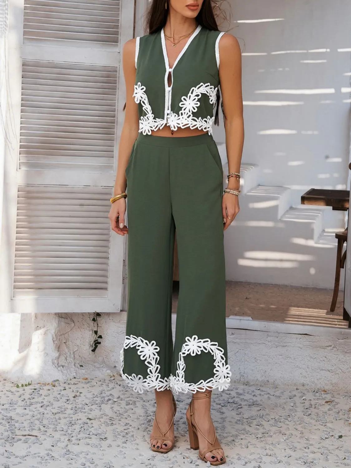 Devine Contrast Cropped Vest and Pants Set