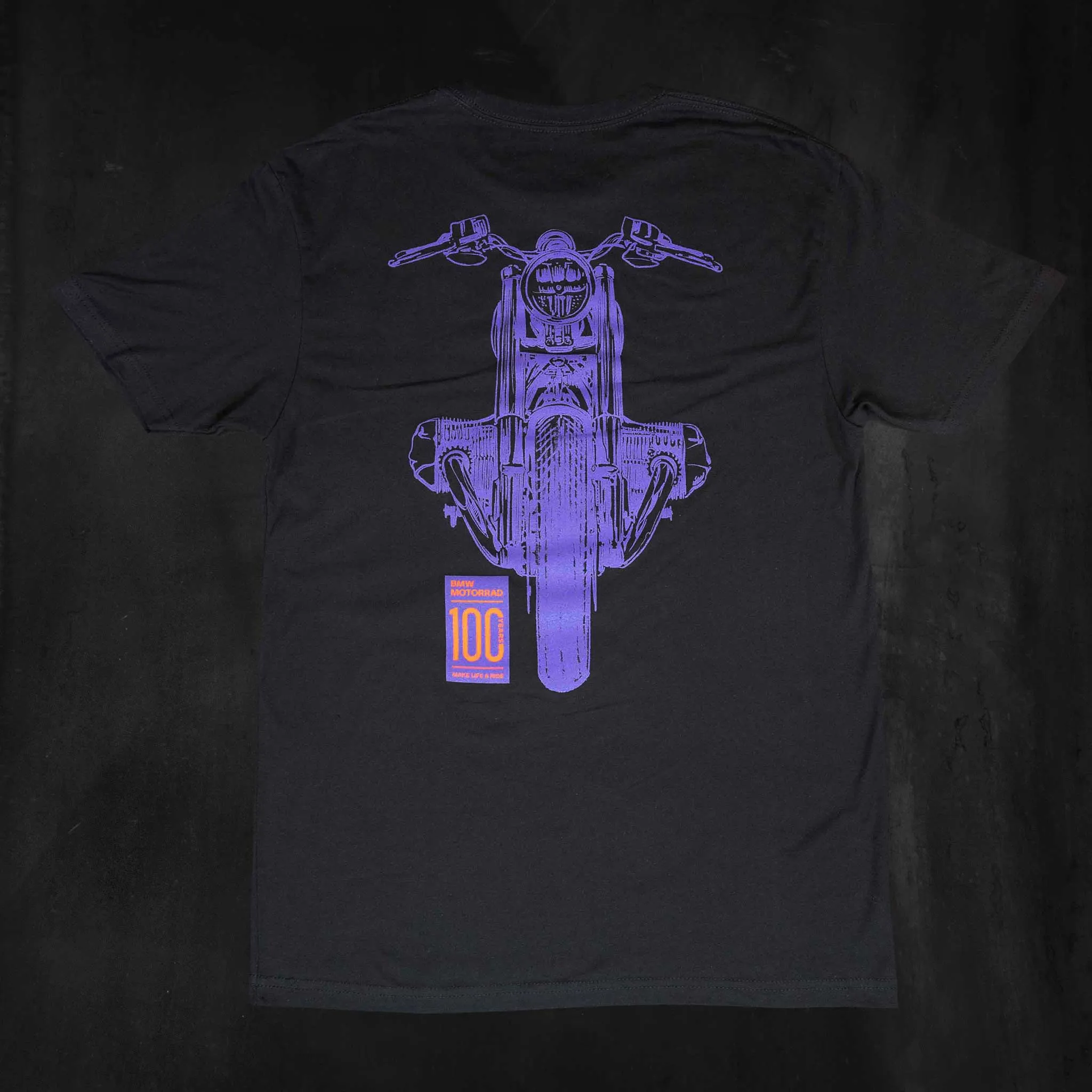 Handbuilt Show BMW R18 Frontal T-Shirt - Black