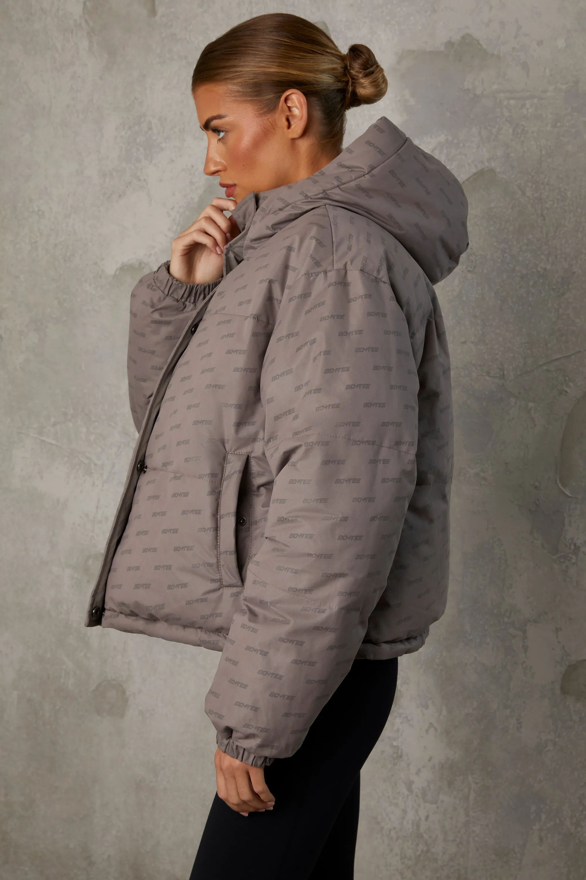 Layer Up - Reversible Hooded Puffer Jacket in Warm Grey