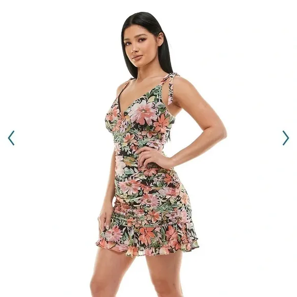 Lily Rose Floral Ruched Bodycon Mini Dress 💐​​​​​​​​​