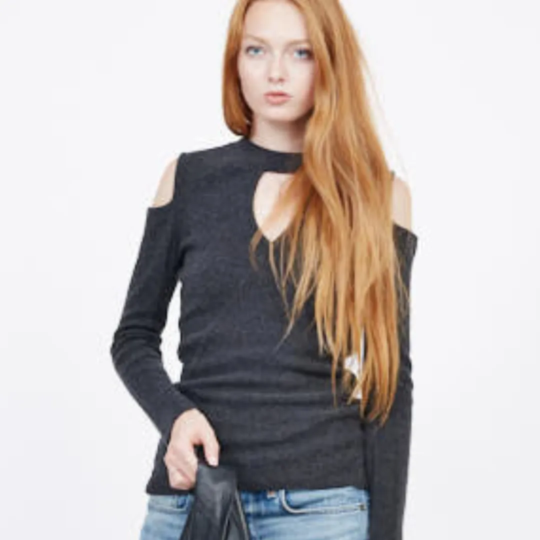 Lucille Cold Shoulder in Cashmere