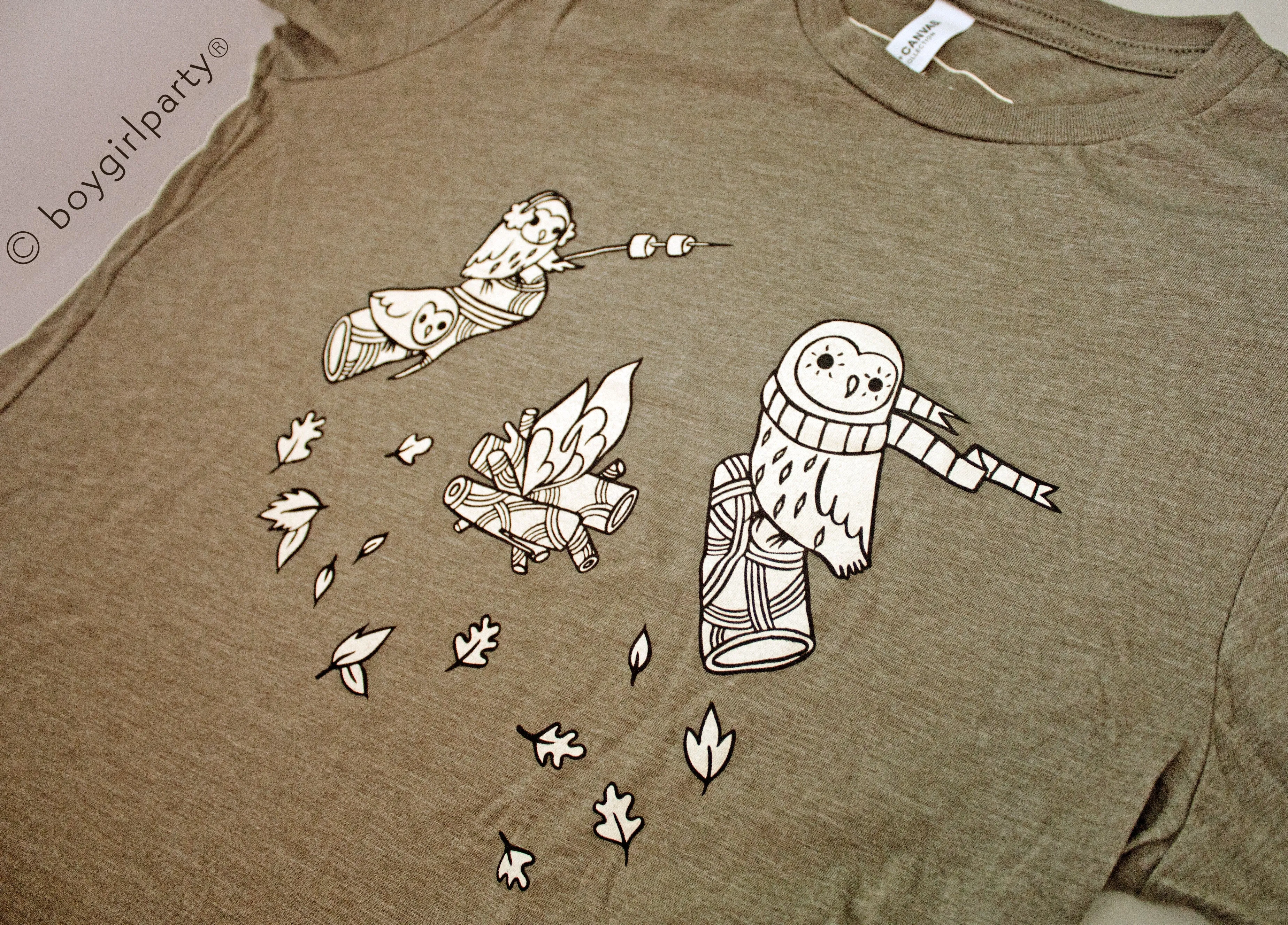 Nature T-shirt for Women / Girls -- Relaxed Fit Autumn Tee