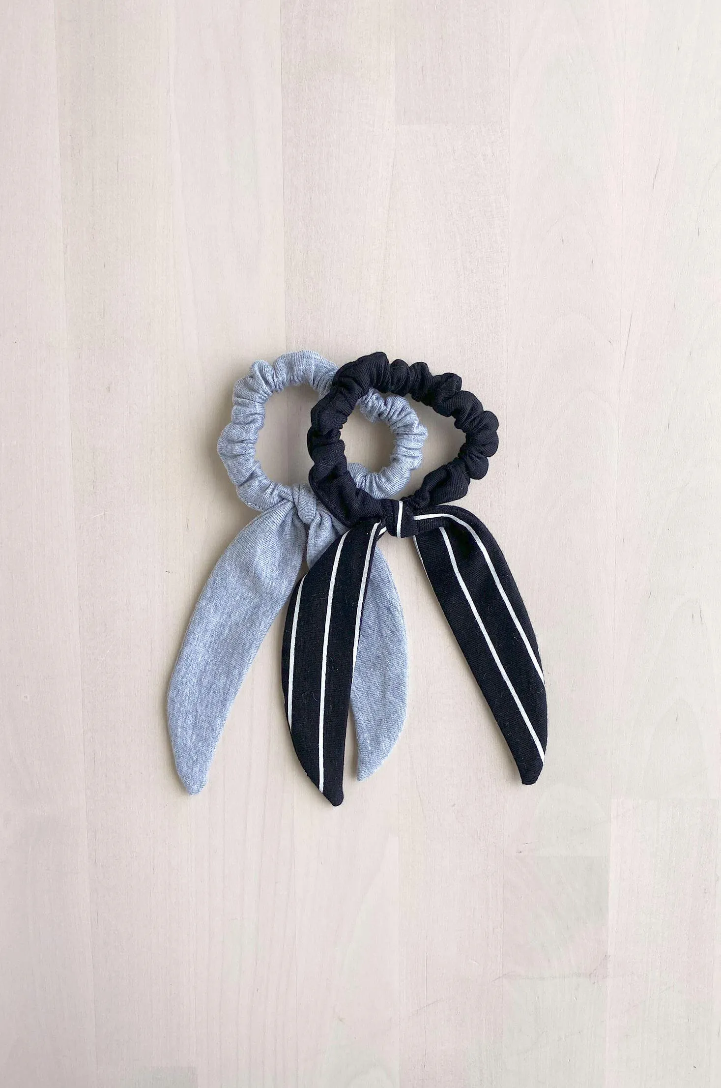 NOTHING WASTED Mini Scrunchie with Bow (set)