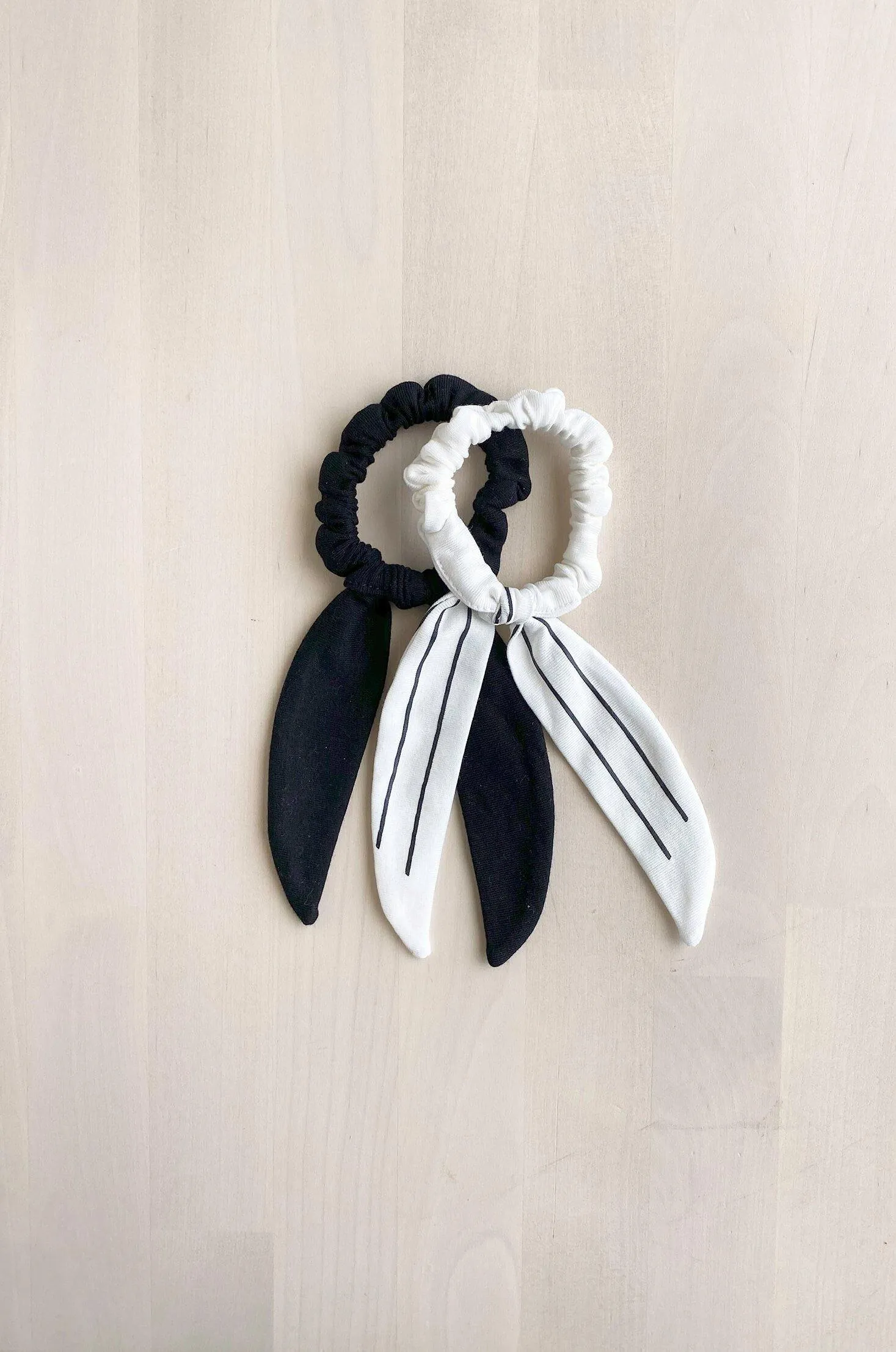 NOTHING WASTED Mini Scrunchie with Bow (set)