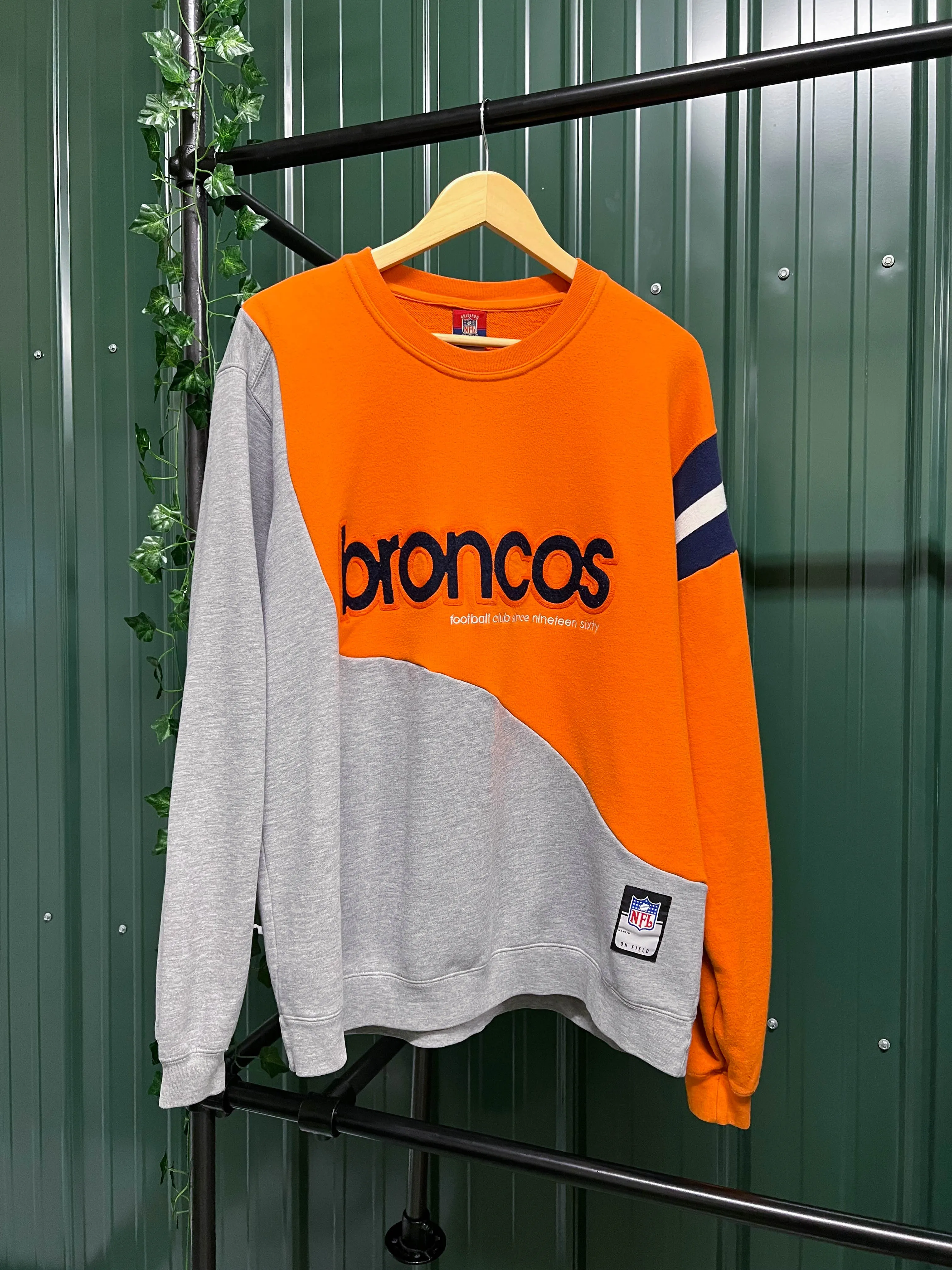 "1 of 1" Denver Broncos Wavy Split Sweater (L)