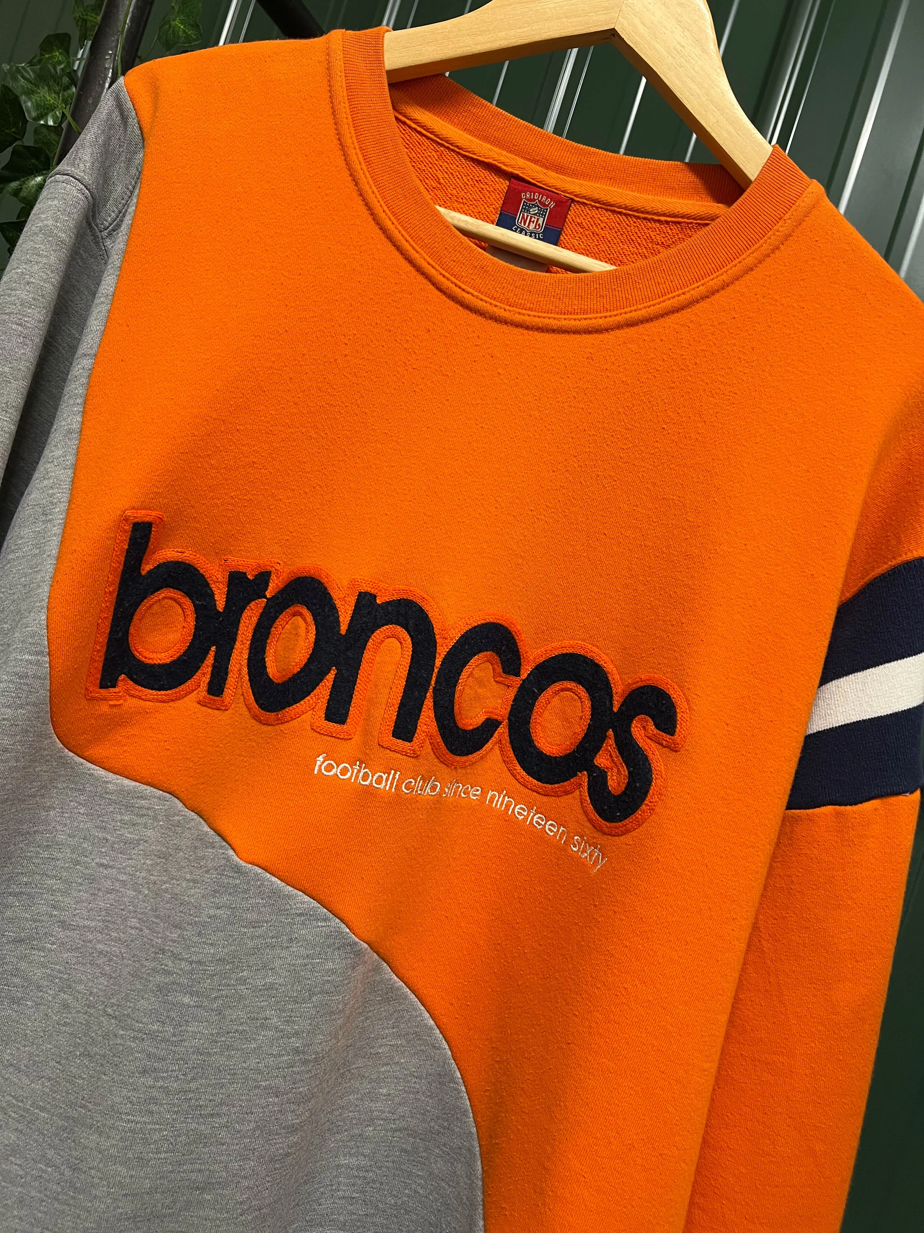"1 of 1" Denver Broncos Wavy Split Sweater (L)