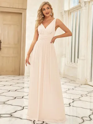 Robe en mousseline de soie sans manches à col en V