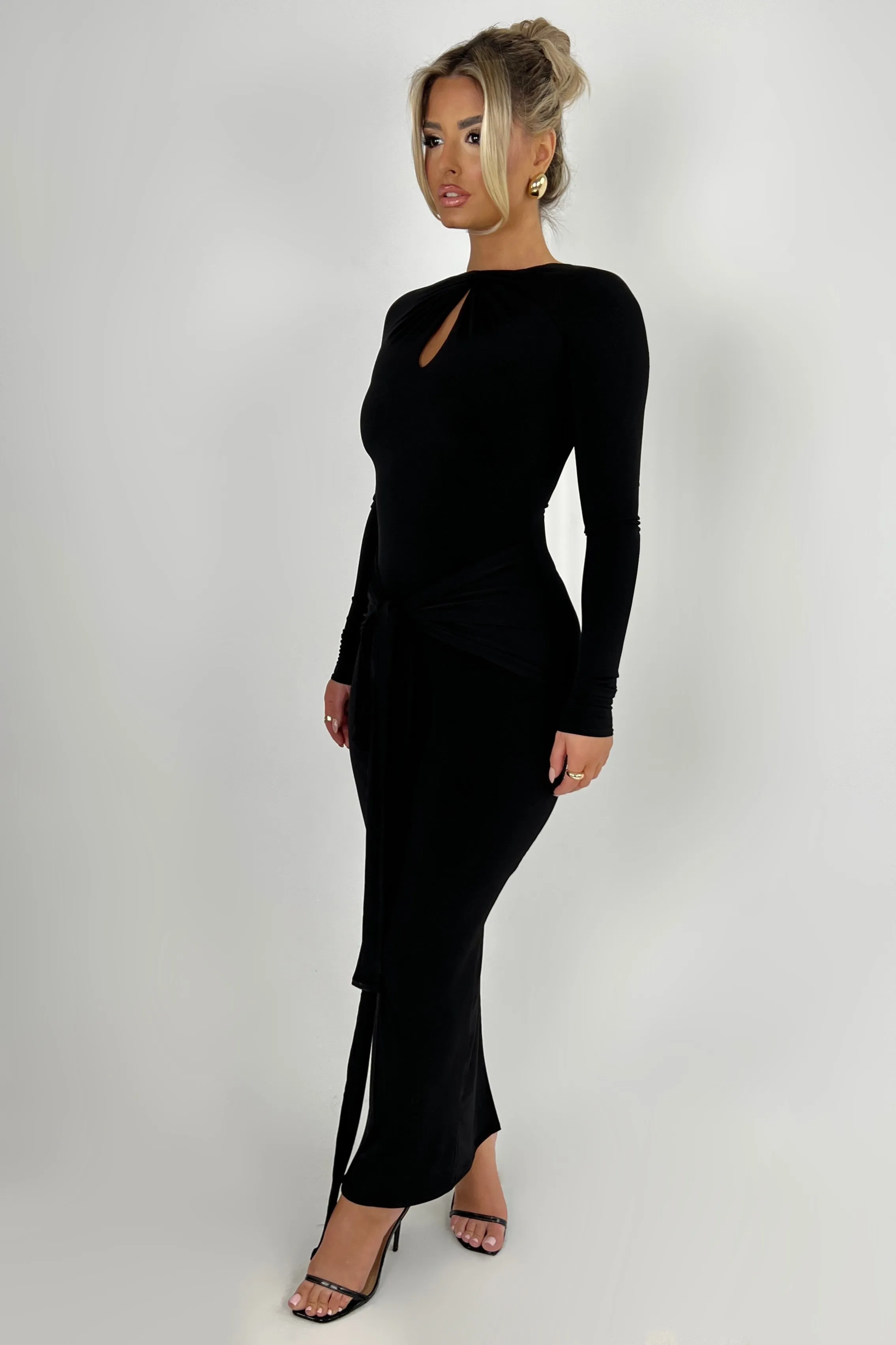 Seonie Black Dress