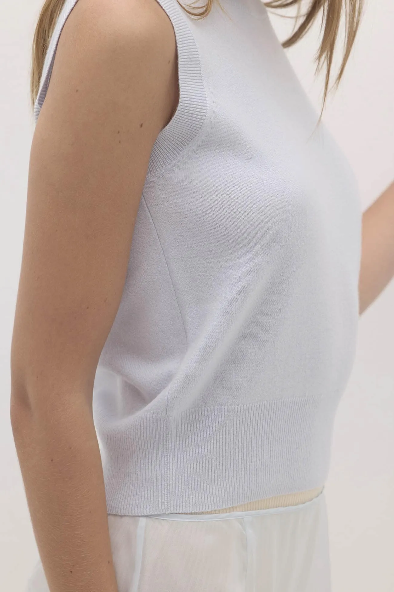 SYLVIE CASHMERE SWEATER VEST