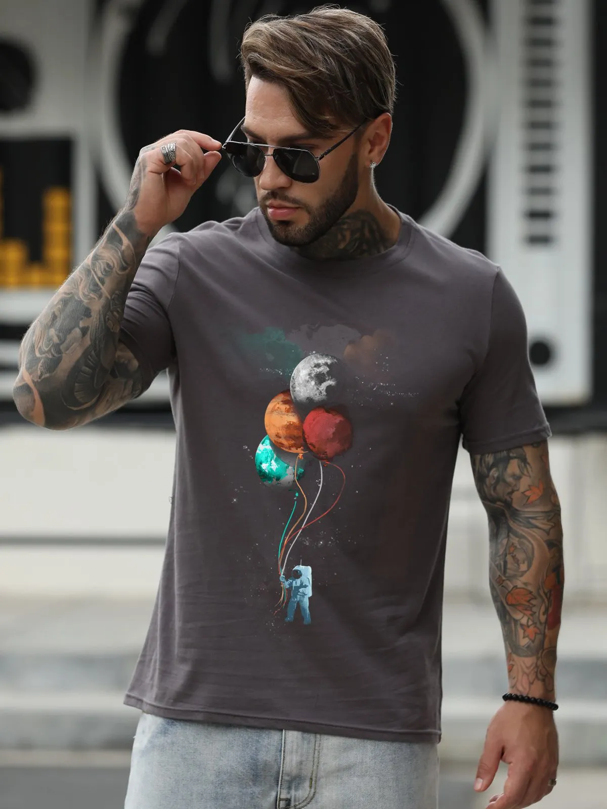 The spaceman's trip Casual T-shirt