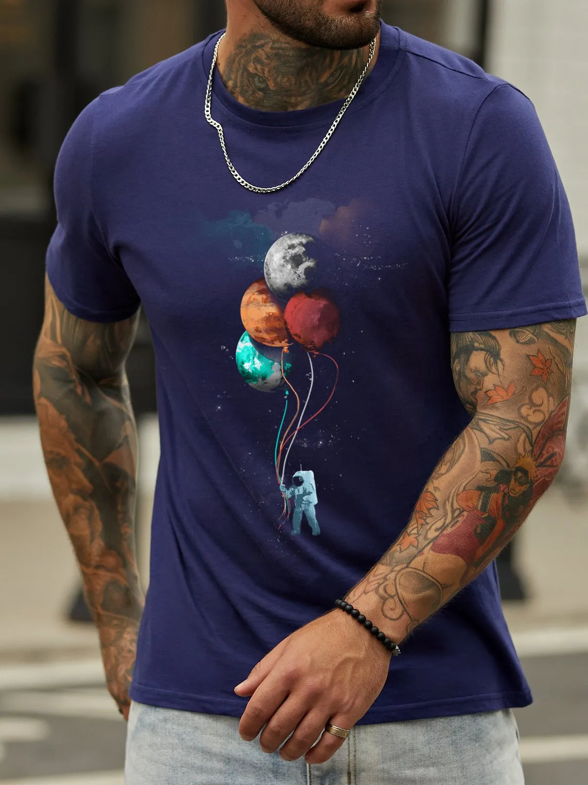 The spaceman's trip Casual T-shirt